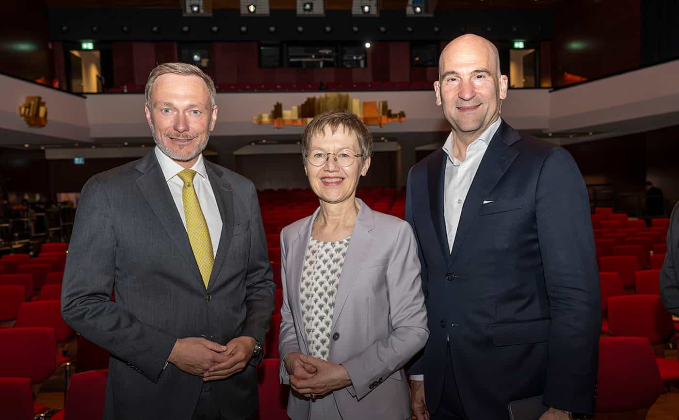 (v.l.) Christian Lindner, Regierungschefin Brigitte Haas, Thomas Süssli