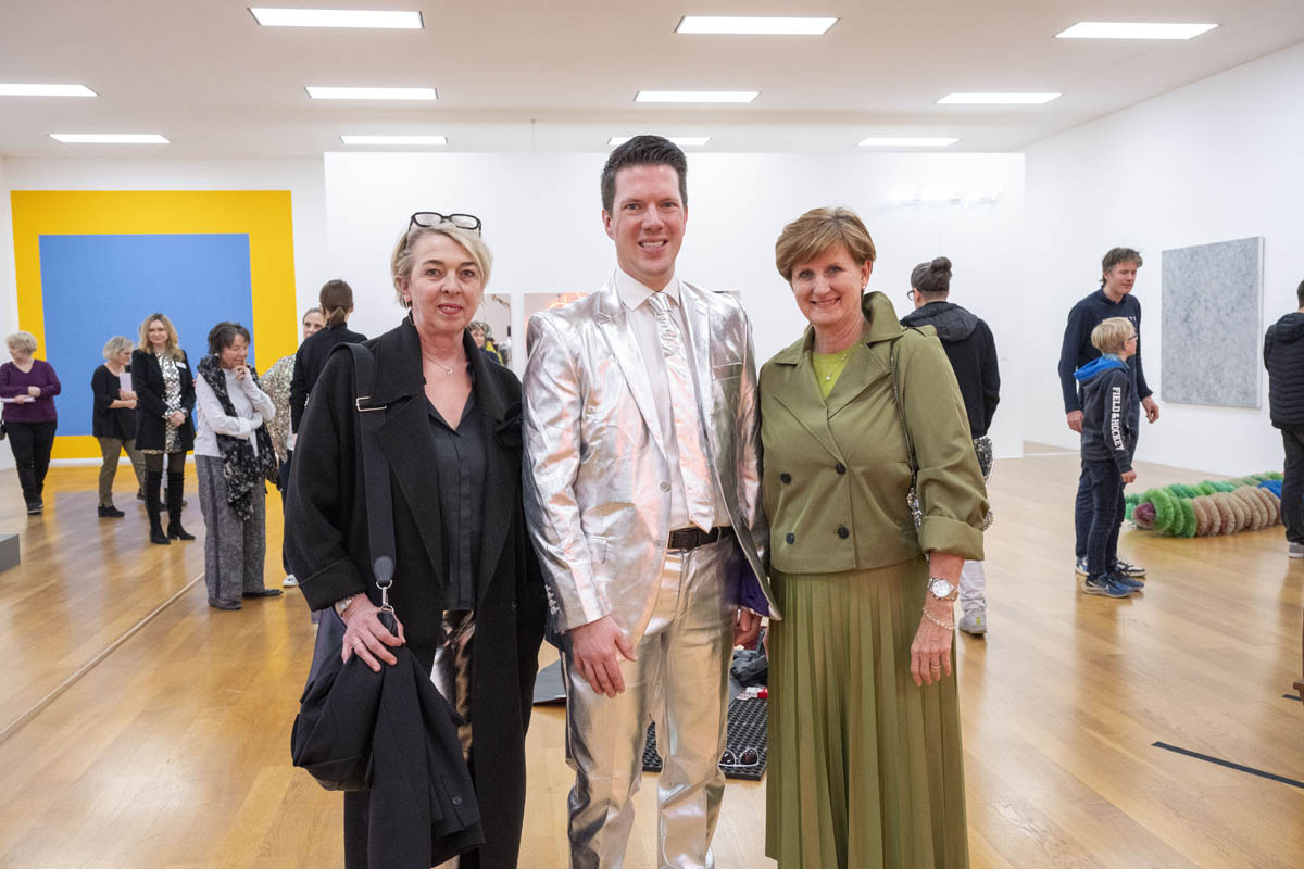 (v.l.) Evi Abbrederis, Manuel Frick, Minister für Gesellschaft und Kultur, Sabine Tichy-Treimel, Geschäftsführerin Messe Dornbirn