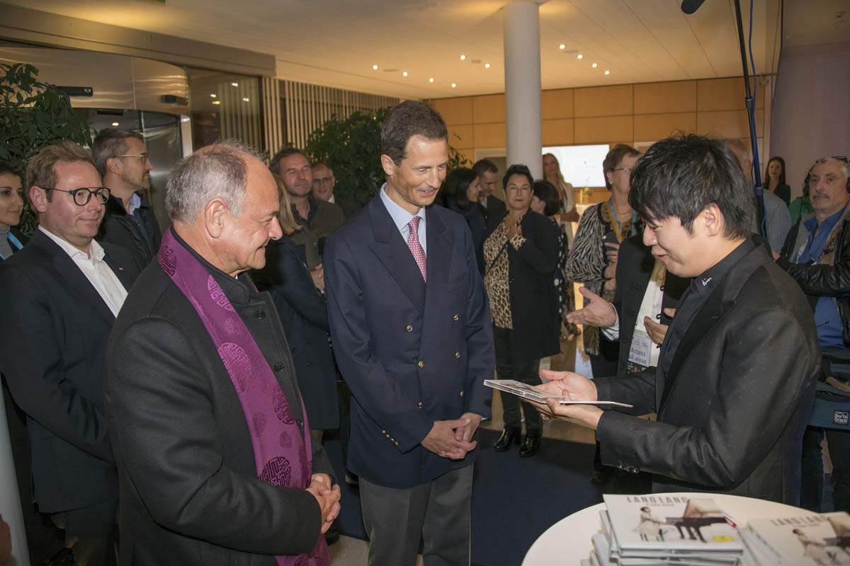 (v.l.) Ernst Walch, S.D. Erbprinz Alois von und zu Liechtenstein, Starpianist Lang Lang
