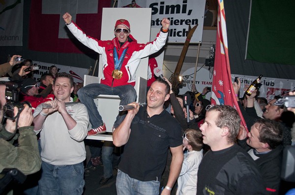 Grosser Empfang: Das Toggenburg feiert seinen goldenen Überflieger! Simon Ammann