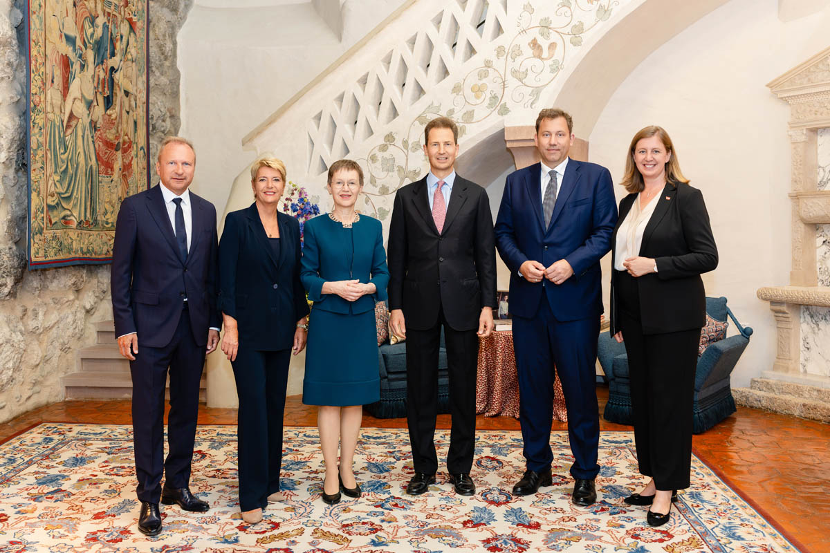 Deutschsprachige Finanzministerinnen und Finanzminister zu Gast in Liechtenstein