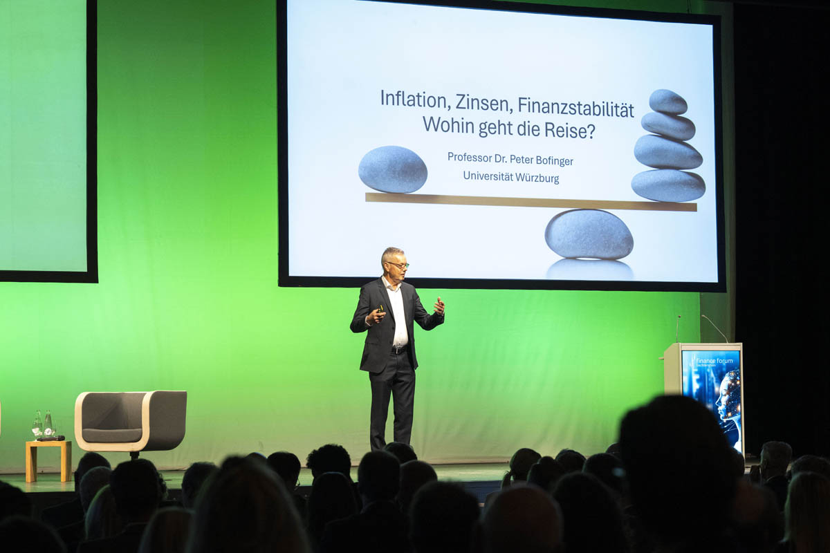 Peter Bofinger, Ökonom und Professor für Volkswirtschaft: «Inflation, Zinsen, Finanzstabilität: Wohin geht die Reise?»