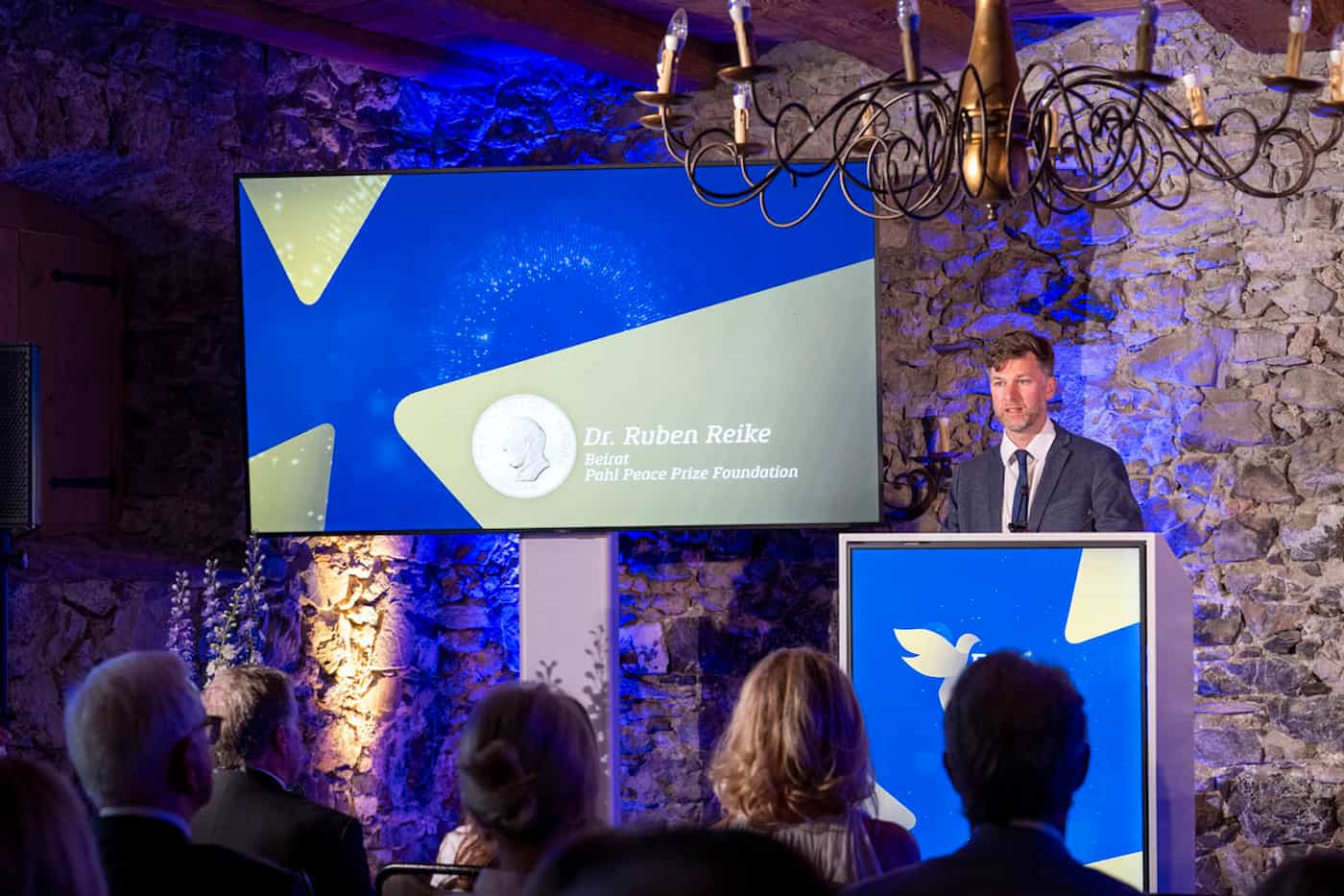 Dr. Ruben Reike