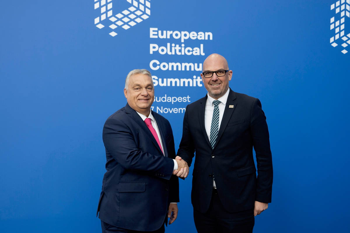Ministerpräsident Viktor Orban und Regierungschef Daniel Risch.