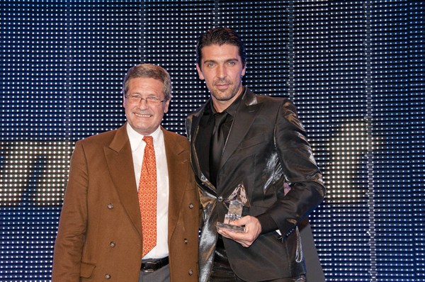 9. Internationale Sportnacht Davos