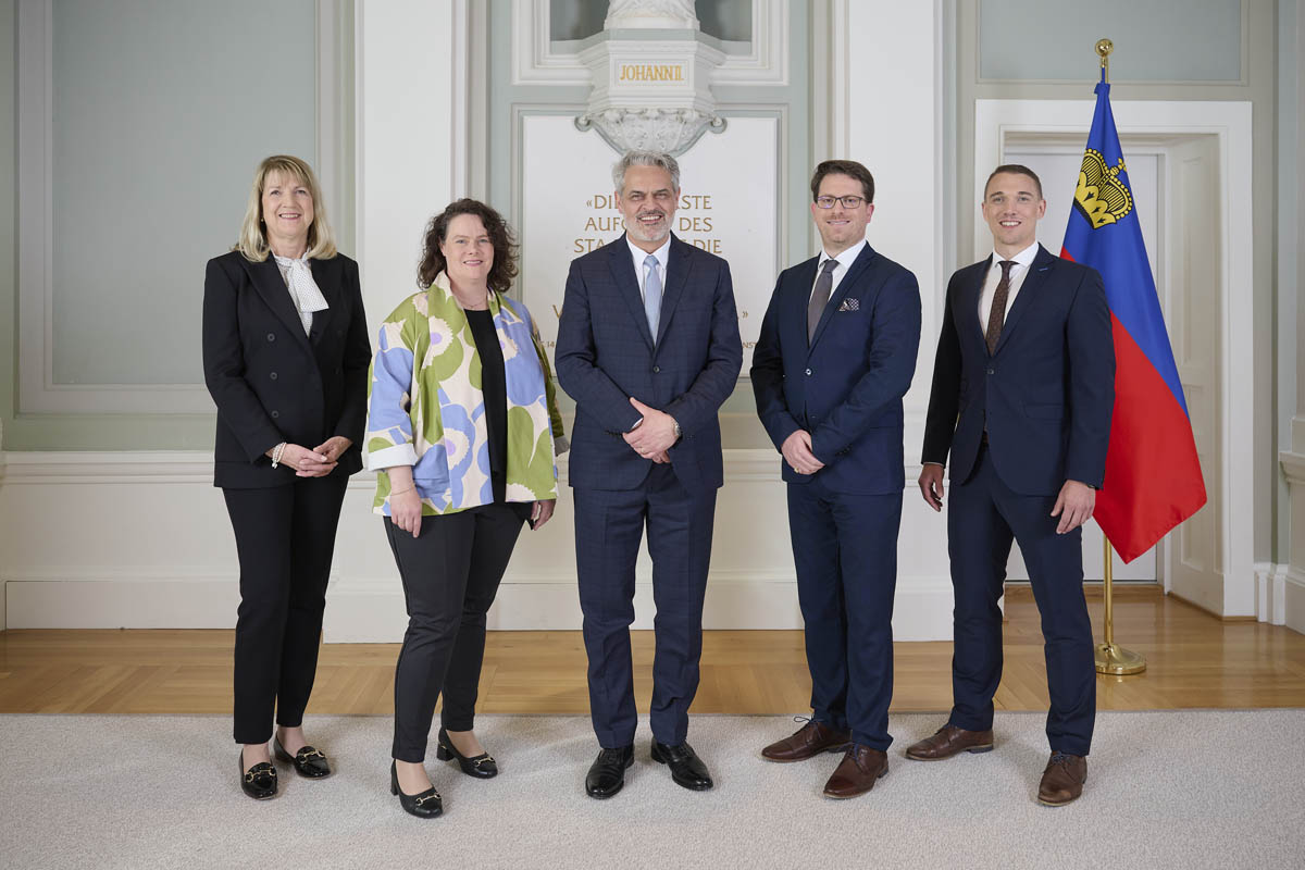 Die Regierungsrat-Stellvertreterinnen und Stellvertreter Norma Heidegger, Karin Zech-Hoop, Christoph Büchel, Orlando Wanner, Andreas Haber (v. l.).