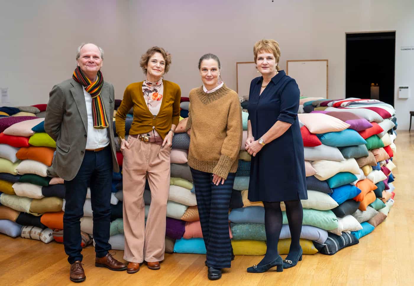 (v.l.) Uwe Wieczorek, Kurator Hilti Art Foundation, Letizia Ragaglia, Direktorin Kunstmuseum Liechtenstein, Christiane Meyer-Stoll, Chefkuratorin und Direktionsmitglied Kunstmuseum Liechtenstein, Marion Matt, Stiftungsratspräsidentin Kunstmuseum Liechtenstein, Fotos: © exclusiv