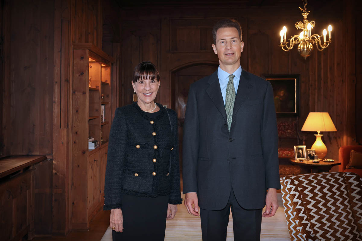 I.E. Maria Luisa Escorel de Moraes, Botschafterin von Brasilien und S.D. Erbprinz Alois von und zu Liechtenstein. 