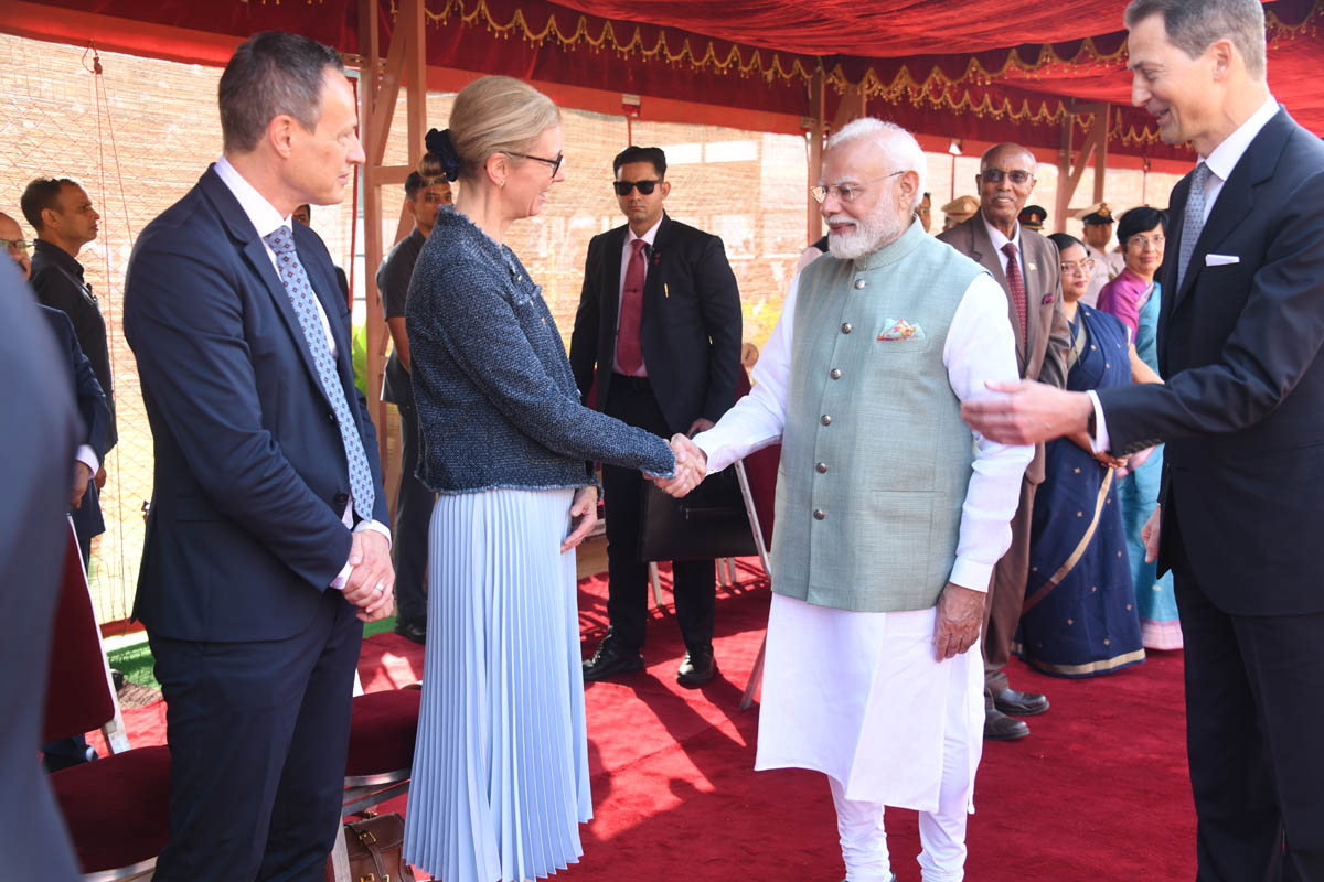 Regierungschefin-Stellvertreterin Sabine Monauni trifft in Indien den Premierminister Narendra Modi. (Quelle: Adarsh Saini)