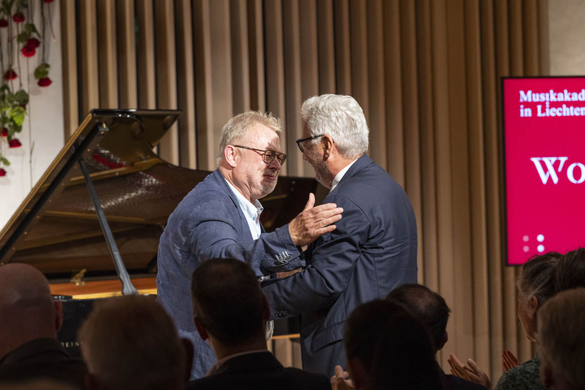 Marcus Büchel, Präsident der Stiftung Hagenhaus und Drazen Domjanic | © exclusiv