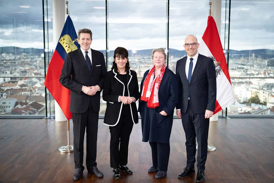 Harald Mahrer, Präsident der Wirtschaftskammer Österreich, Martha Schultz, Vizepräsidentin der Wirtschaftskammer Österreich, Botschafterin I.D. Maria-Pia Kothbauer und Regierungschef Daniel Risch. (Quelle: Paul Gruber)