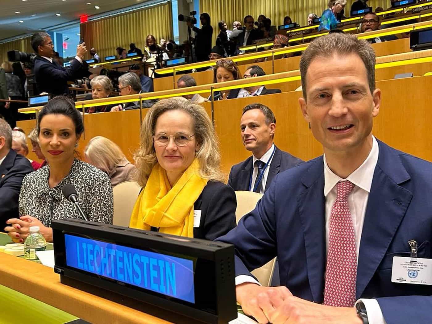 Regierungsrätin Dominique Hasler, I.K.H. Erbprinzessin Sophie von und zu Liechtenstein, S.D. Erbprinz Alois von und zu Liechtenstein bei der UNO in New York.