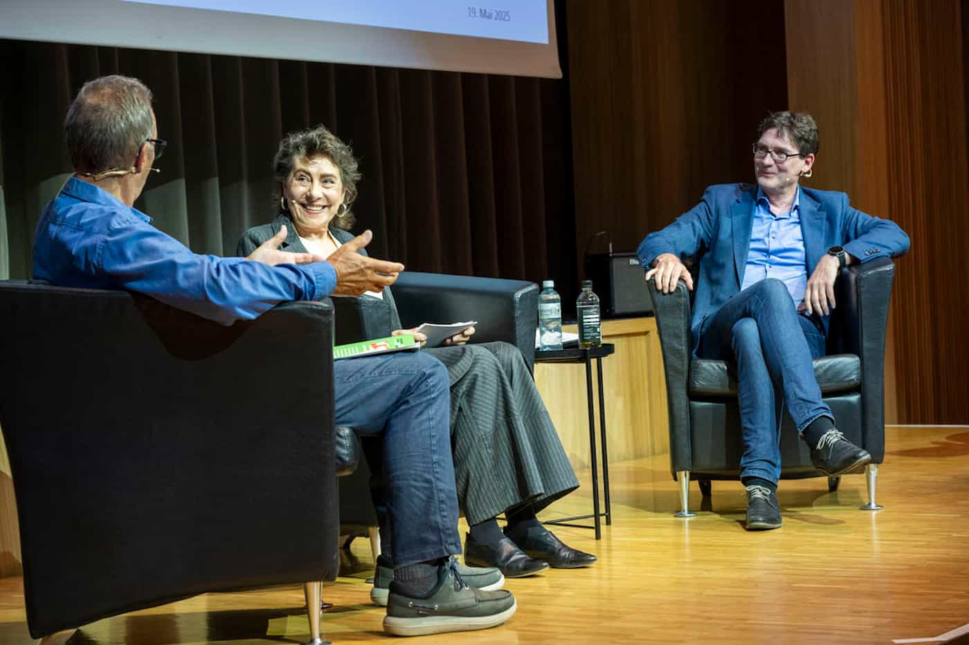 (v.l.) Roman Banzer (Literaturhaus Liechtenstein), Kornelia Pfeiffer (Projektteam AKU), Thomas Spieckermann (Theater am Kirchplatz)