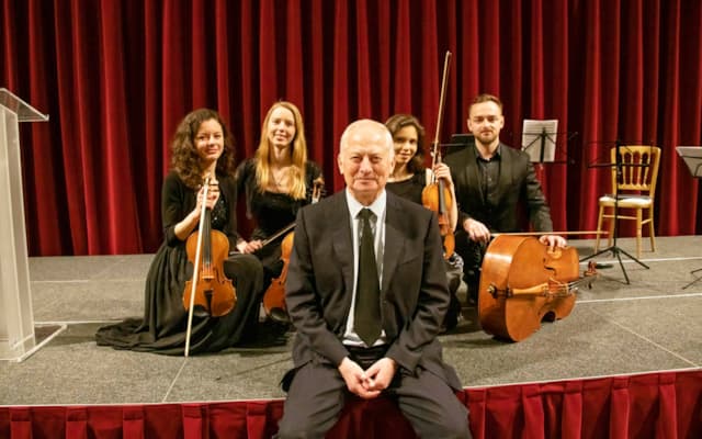 Der Abend wurde vom Alumni Quartett der Musikakademie in Liechtenstein mit klassischer Musik untermalt