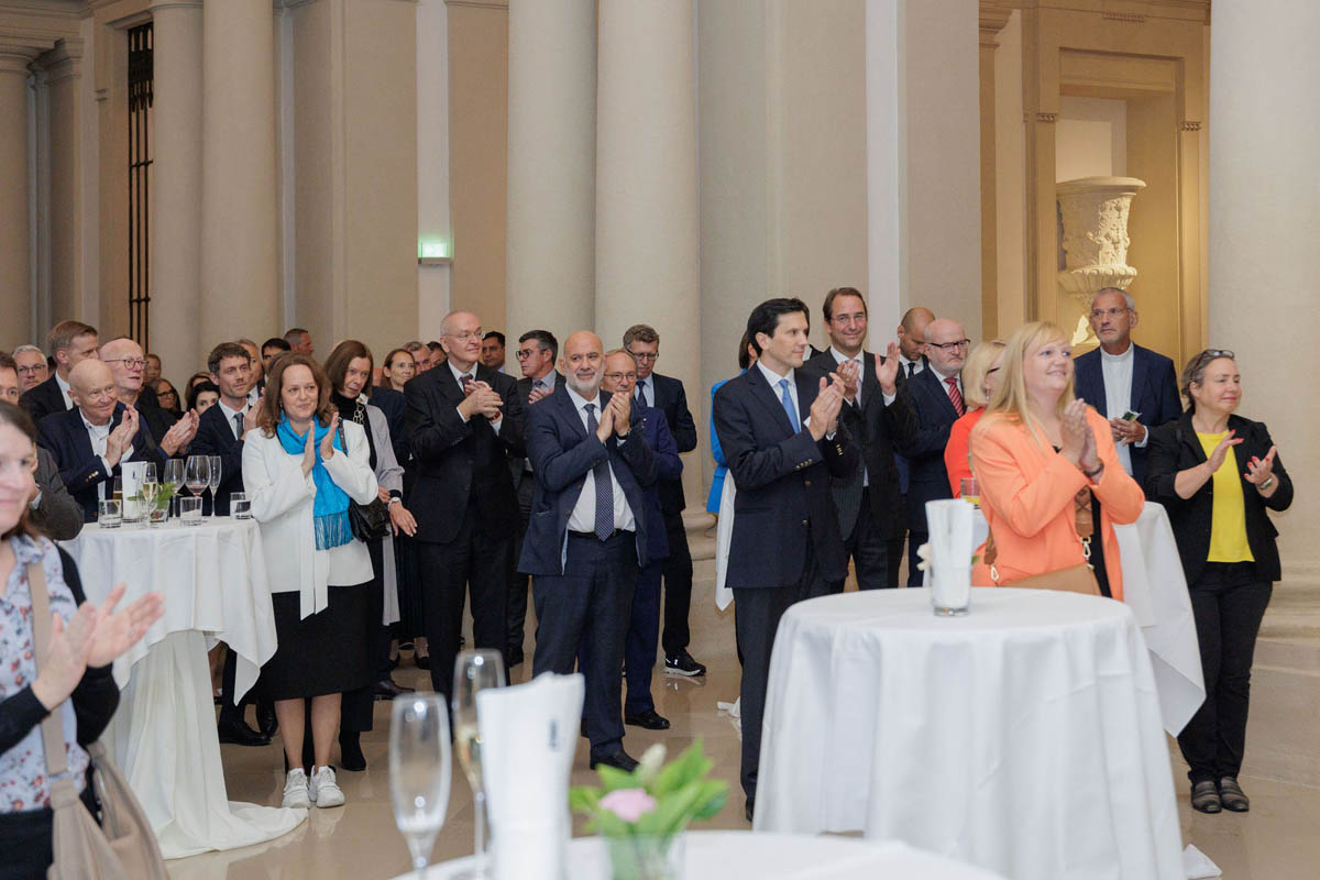 Teilnehmerinnen und Teilnehmer des Liechtenstein Empfangs. (Quelle: Elena Azzalini)