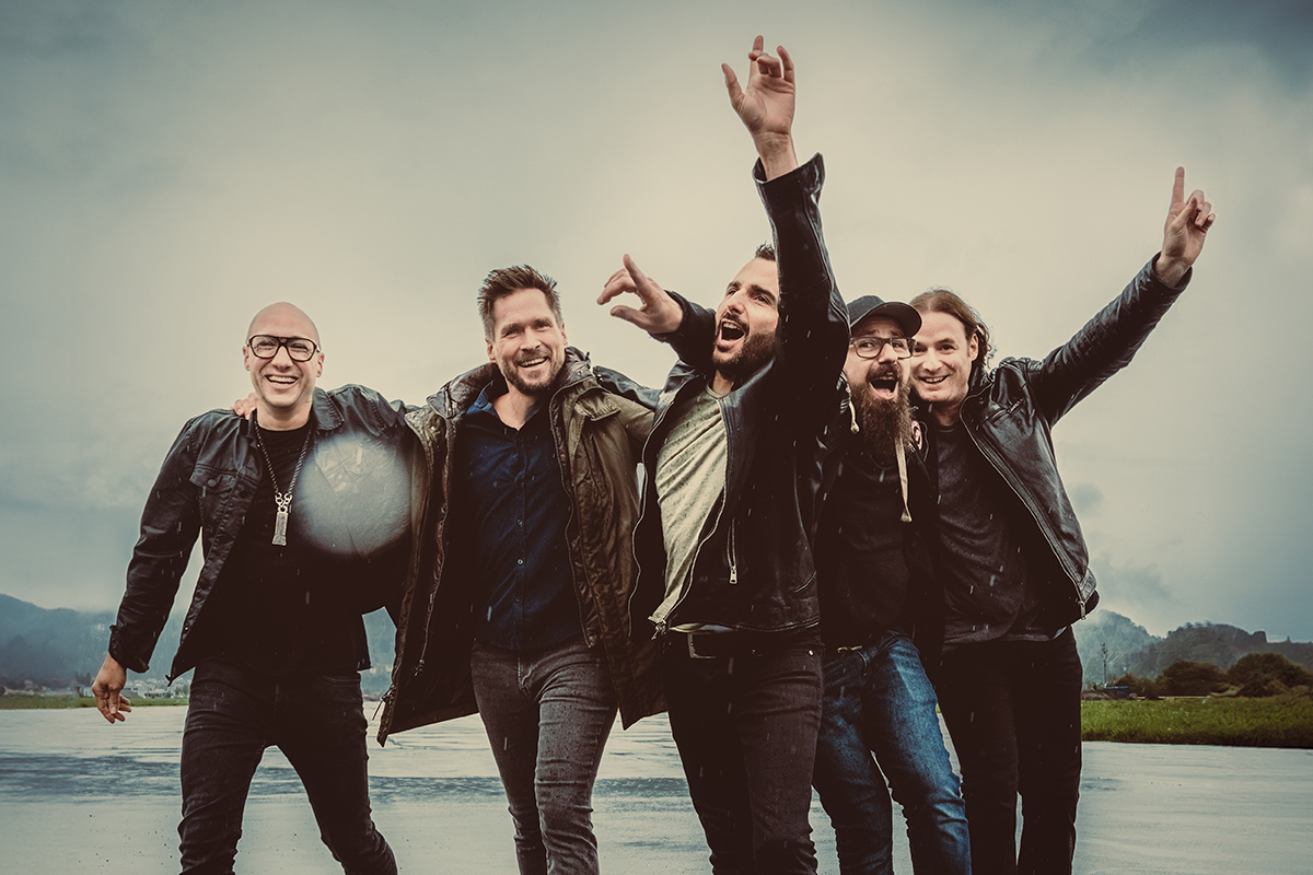 PLÜSCH (Photo © Tabea Hüberli)