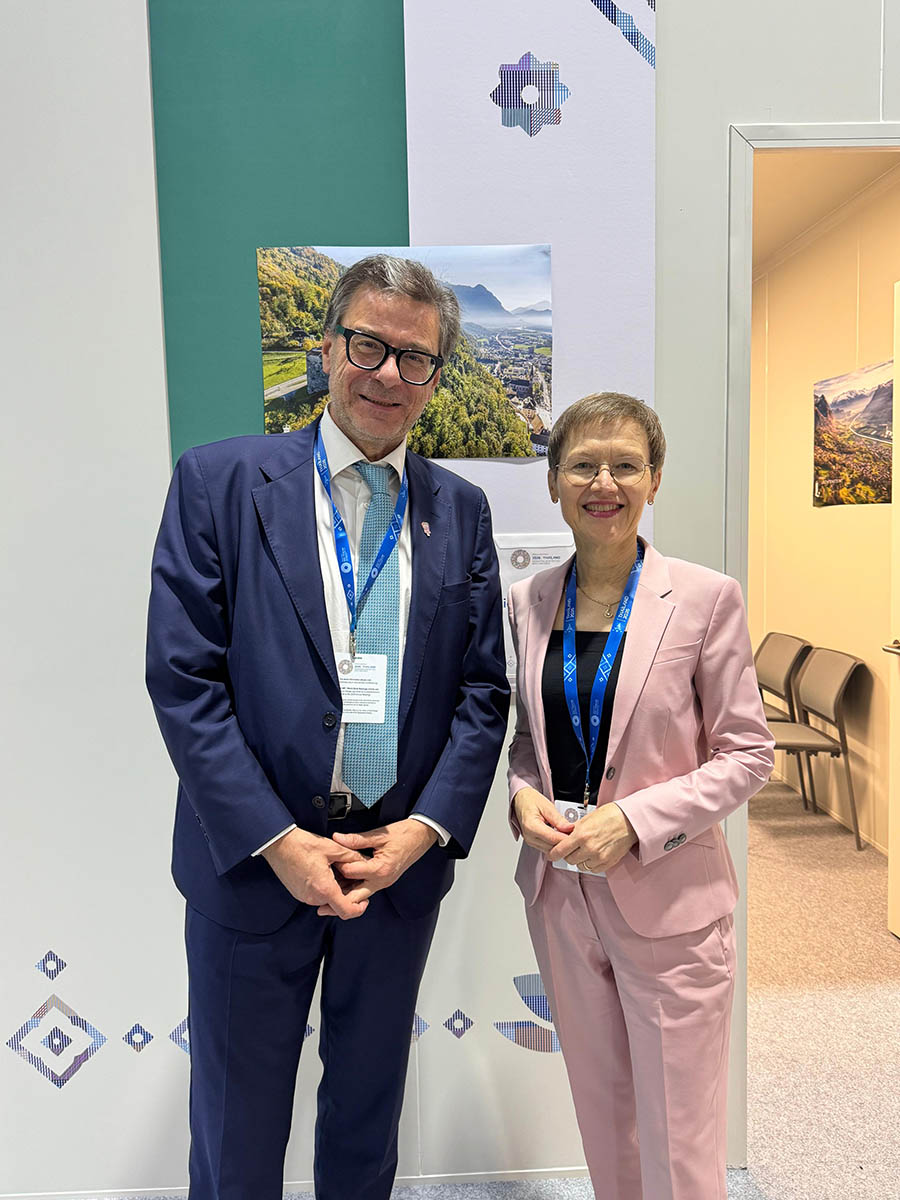 Wirtschafts- und Finanzminister Giancarlo Giorgetti und Regierungschefin Brigitte Haas bei bilateralen Gesprächen zwischen Liechtenstein und Italien. (Quelle: IKR)