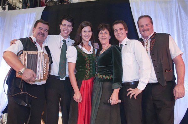 40 Jahre Delta Möbel