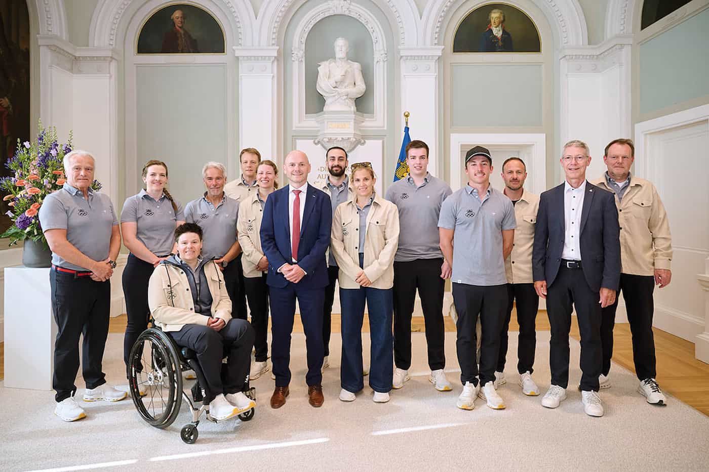 Empfang der Delegation der XXV. Olympischen und XIV. Paralympischen Winterspiele von Milano-Cortina 2026 mit Regierungsrat Hubert Büchel. (Quelle: IKR/Michael Zanghellini)