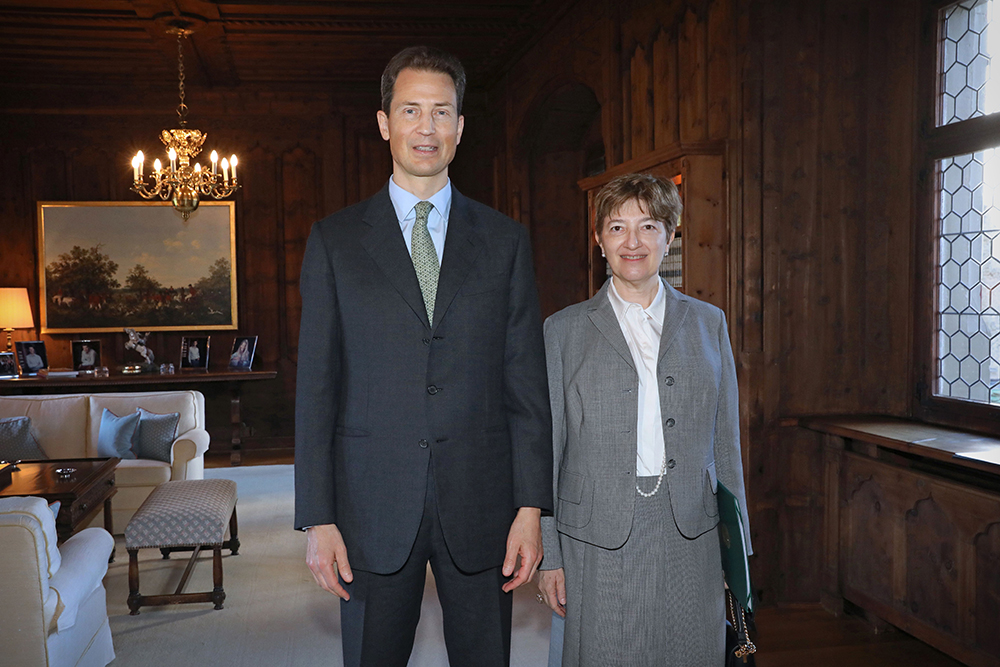 S.D. Erbprinz Alois von und zu Liechtenstein und I.E. Cláudia Fonseca Buzzi, Botschafterin von Brasilien