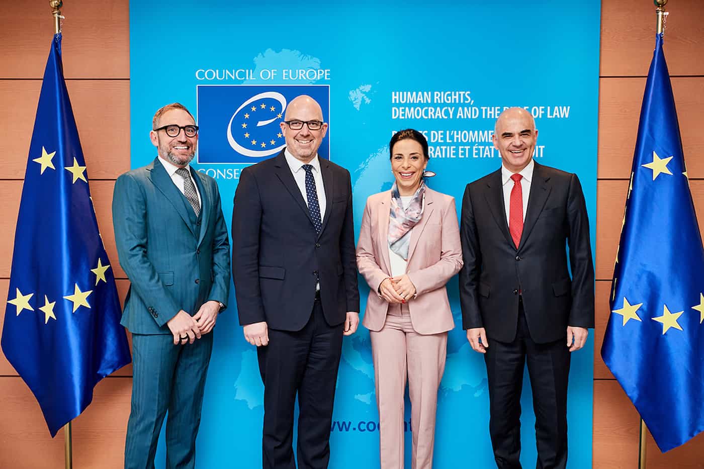 Botschafter Domenik Wanger, Regierungschef Daniel Risch, Aussenministerin Dominique Hasler, Generalsekretär des Europarats Alain Berset. (Quelle: Candice Impbert)