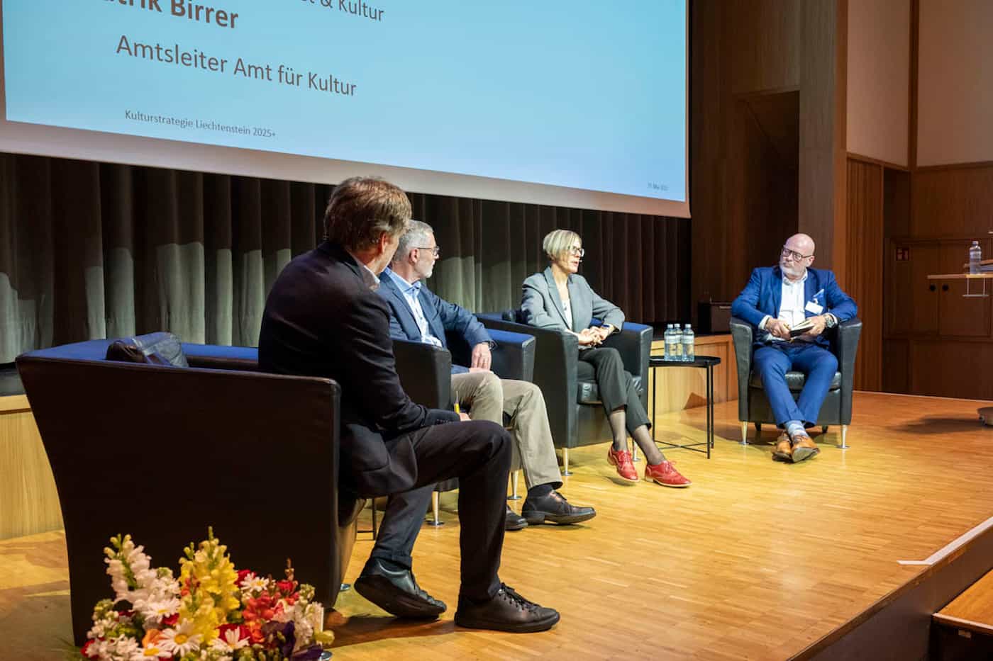 (v.l.)  Winfried Nussbaummüller (Projektteam AKU), Hansjörg Büchel (Kulturstiftung Liechtenstein), Katrin Hilbe (IG Kunst & Kultur), Patrik Birrer (AKU)