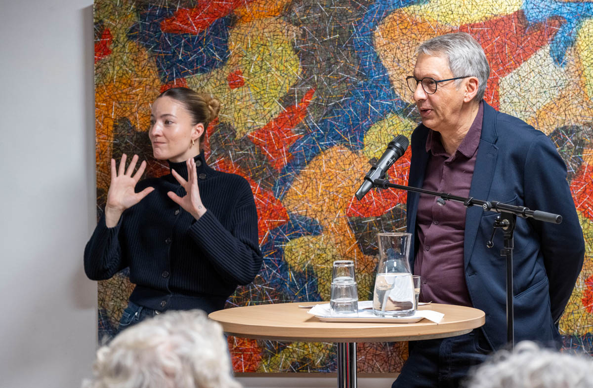 Jill Vogt und Dr. Johannes Inama Leiter Küefer-Martis-Huus 