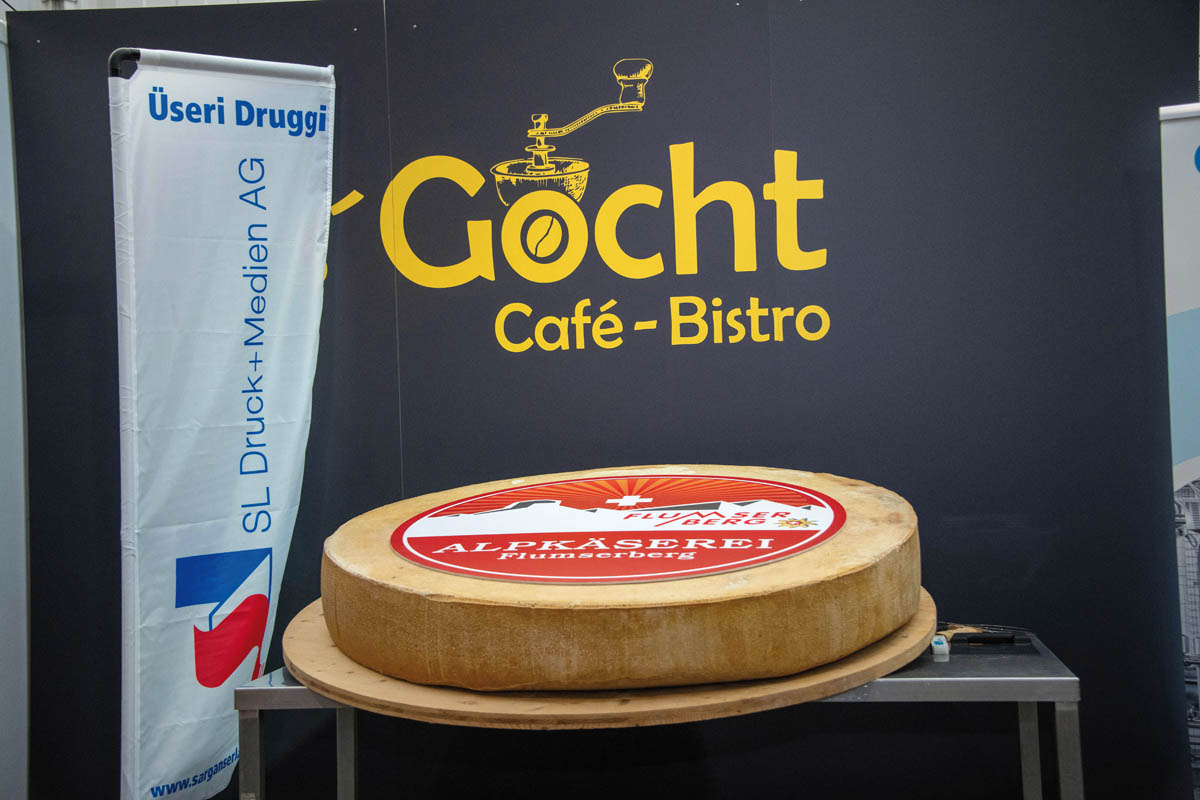 Weltrekord Alpkäse: Wiegen an der SIGA