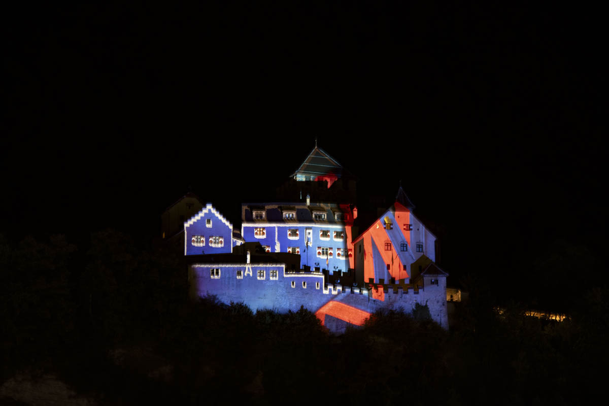 Fotos – Schloss Vaduz – Höhenfeuer – Krone auf Tuass – Feuerwerk